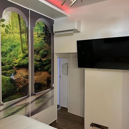 Chambre La Suite Pres Gare Grenoble Extérieur photo